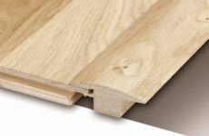 Lakovaná dilatační lišta dub 2 m bílý matný lak